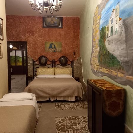 Bed and Breakfast Sicilia In Miniatura "L'Atelier Dell'Etna" Цафферана-Этнея Экстерьер фото